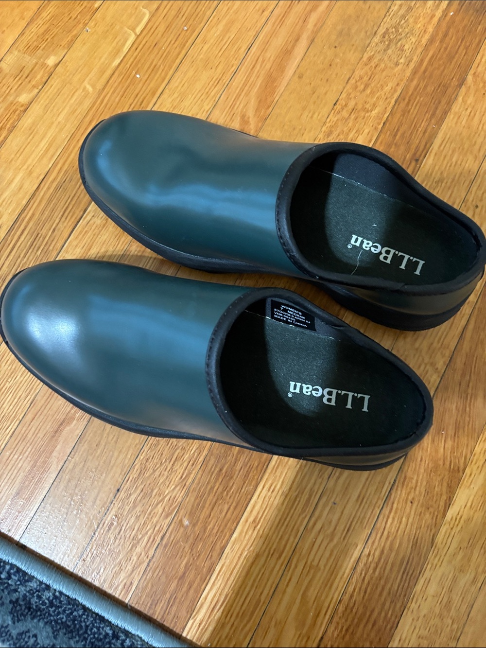 Size 7 L.L. Bean Slip-On Wellie Clogs — Dark Green